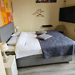 Le Bonheur فندق 2*