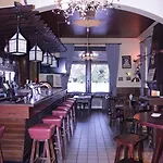 فندق Le Bonheur 2*