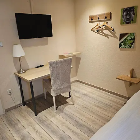 勒博纳尔酒店 酒店