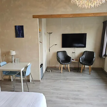 勒博纳尔酒店