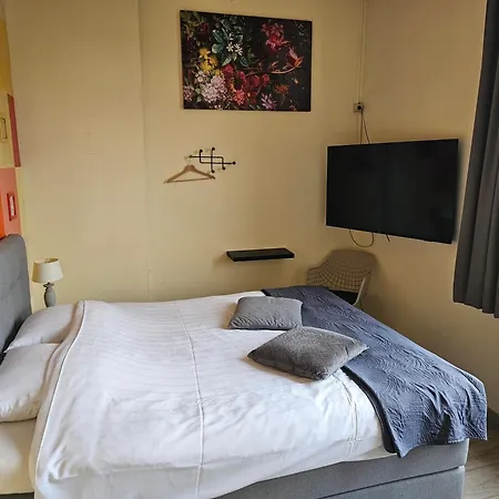 Szálloda Le Bonheur 2*