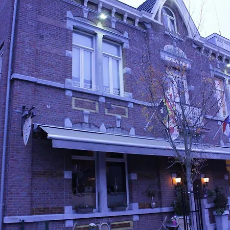 勒博纳尔酒店 爱斯登