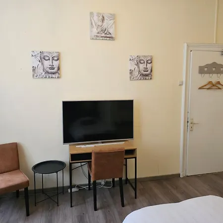 Le Bonheur